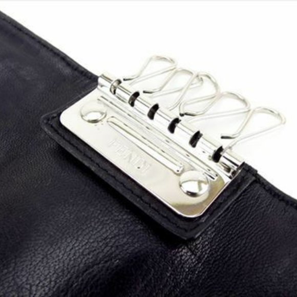 Fendi Key holder Key case Black Silver Woman unisex Authentic Used T7410 - Picture 2 of 7